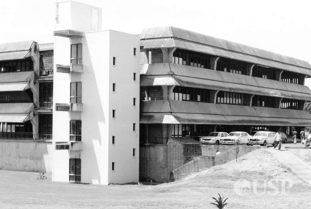 “Communications Building, 1978” This was originally the library, and presently houses the Student Administrative Services. Source: http://50.usp.ac.fj