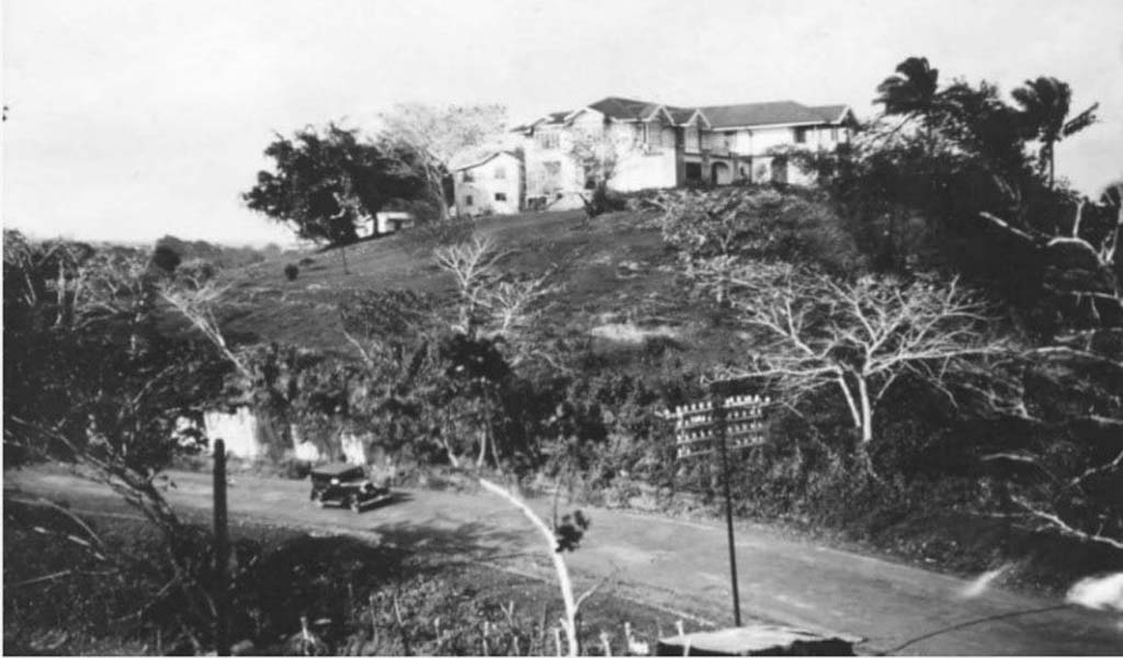 “Borron House overlooking the Waimanu Road area, around 1942” Source: Time Connections: A Quarterly Newsletter from the Friends of the Fiji Museum, 1996