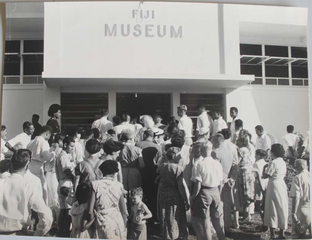 : “Official opening 20 January 1955, the visitors entering the Museum after the building had been declared open”, Fiji Museum, P23.1/10